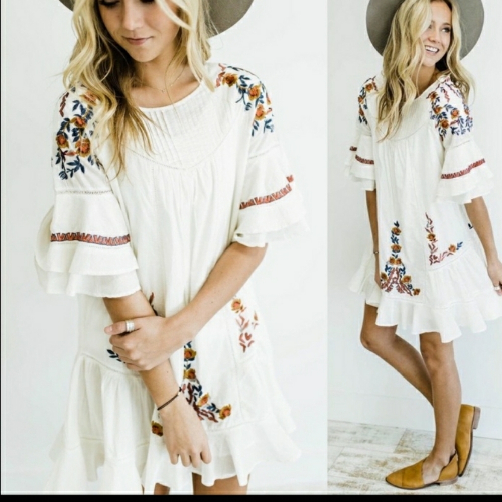 NWOT Pavlov dress embroidered dress